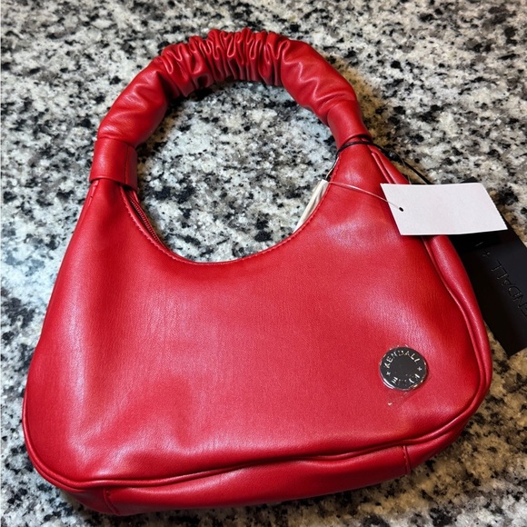 Kendall & Kylie Vibrant Red Y2K Shoulder Bag - Picture 10 of 10